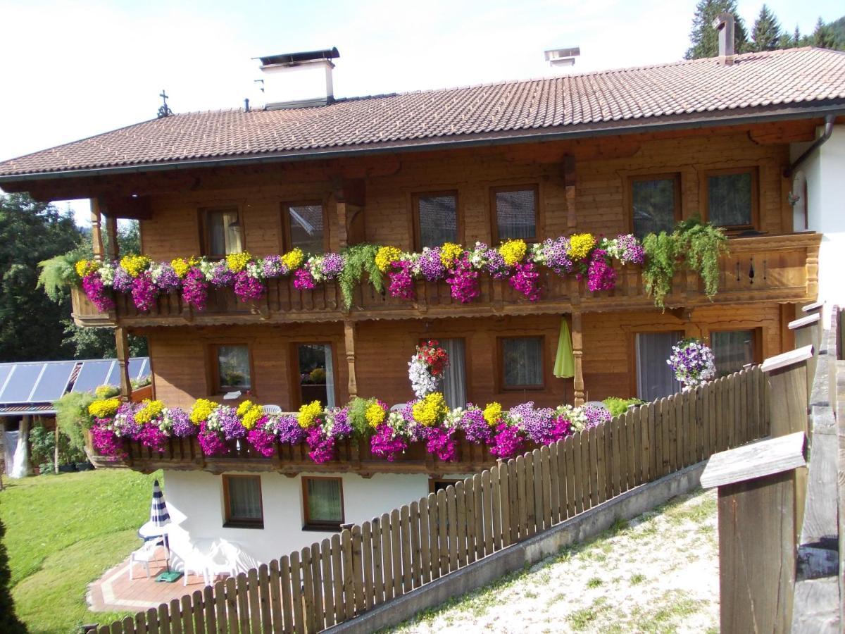 Haus Luxer Apartment Ауфах Екстериор снимка