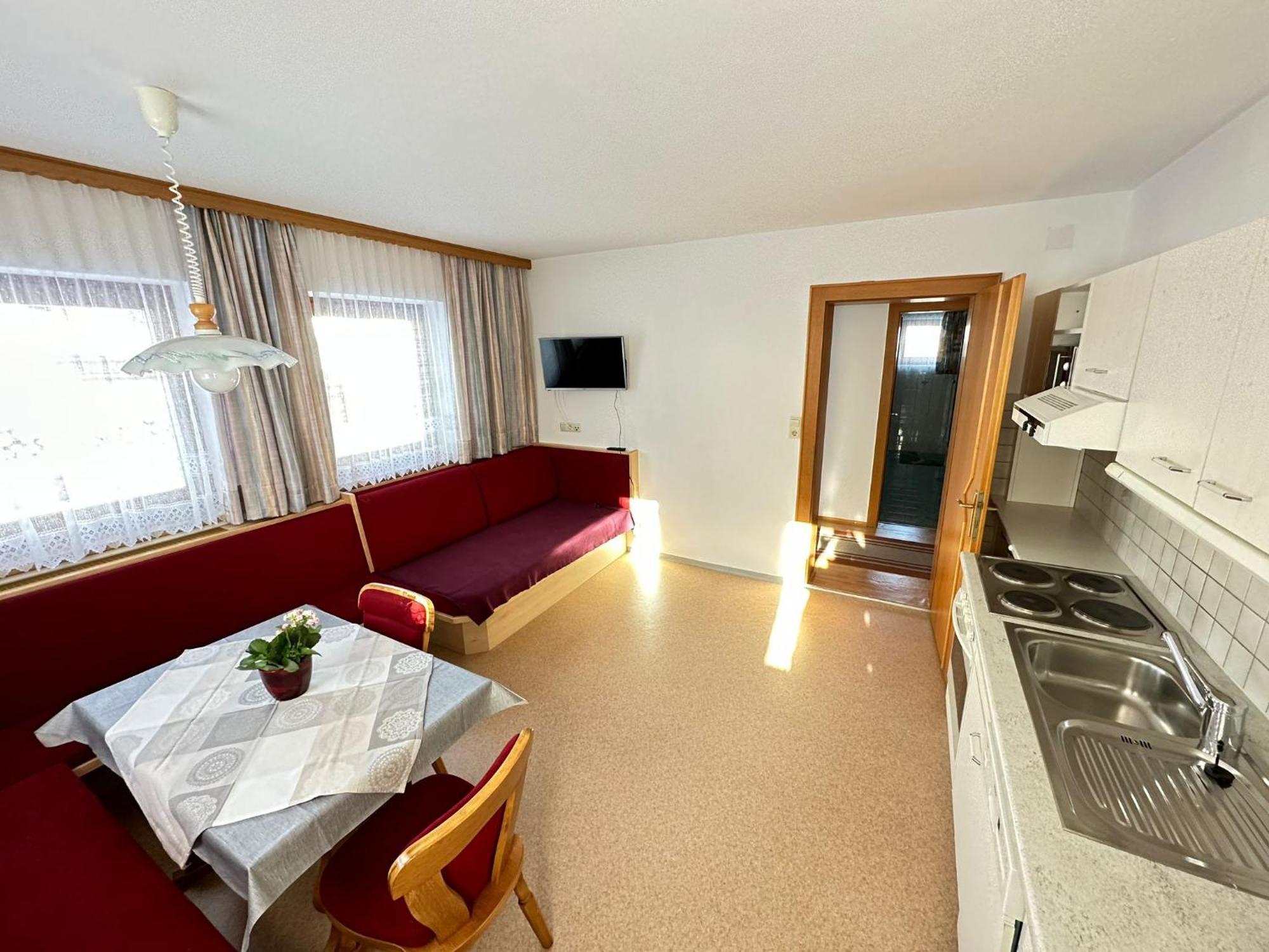 Haus Luxer Apartment Ауфах Екстериор снимка