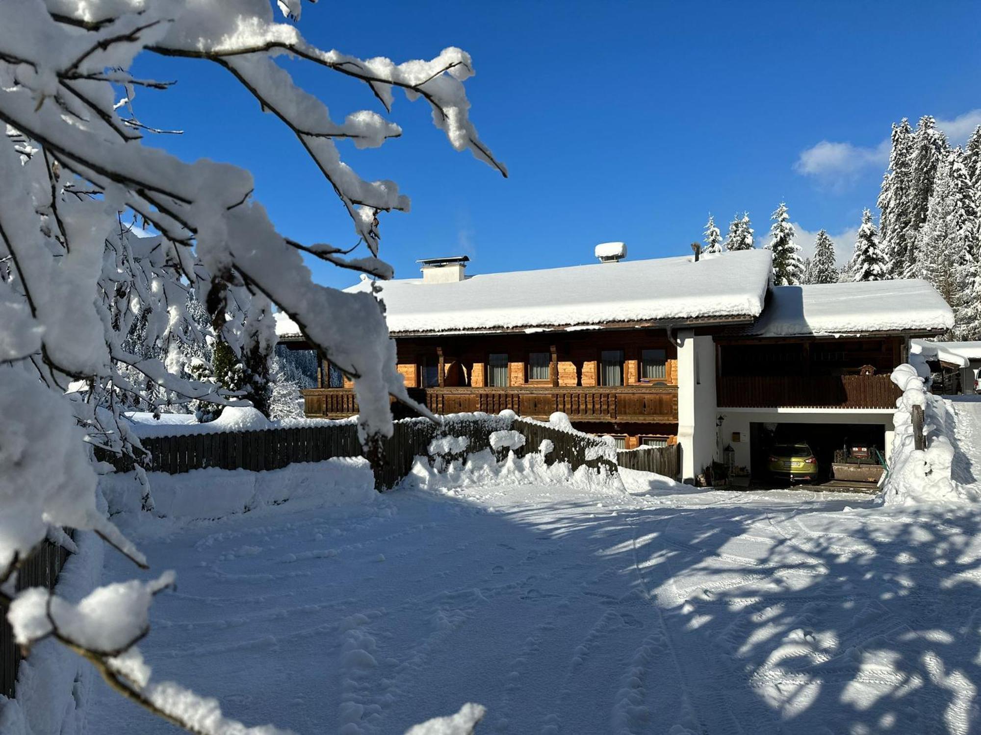 Haus Luxer Apartment Ауфах Екстериор снимка